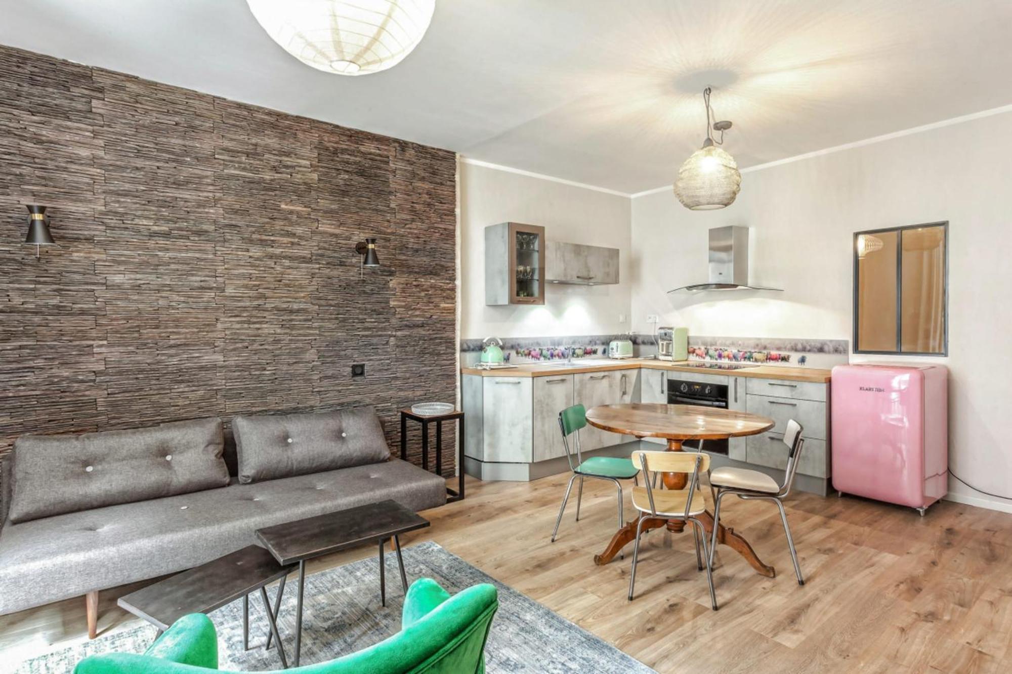 Appartement Welkeys - Sainte Claire à Annecy Extérieur photo